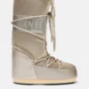 Icon Glance Stiefel aus platinfarbenem Satin