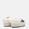 Moon Boot X Guest in Residence Evx Chalet White Sand Mules aus Kunstfell