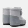 Moon Boot X Vandythepink® Icon Strap Graue Wildlederstiefel