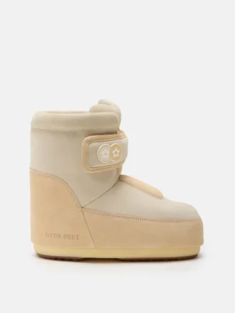 Moon Boot X Vandythepink® Icon Strap Stiefel aus beigem Wildleder